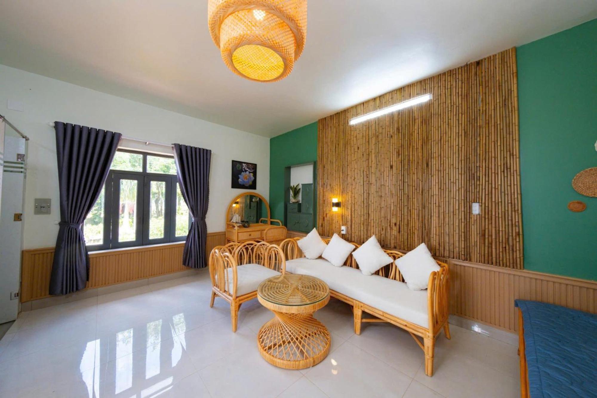 Phu Dien Homestay Cat Tien Exteriör bild