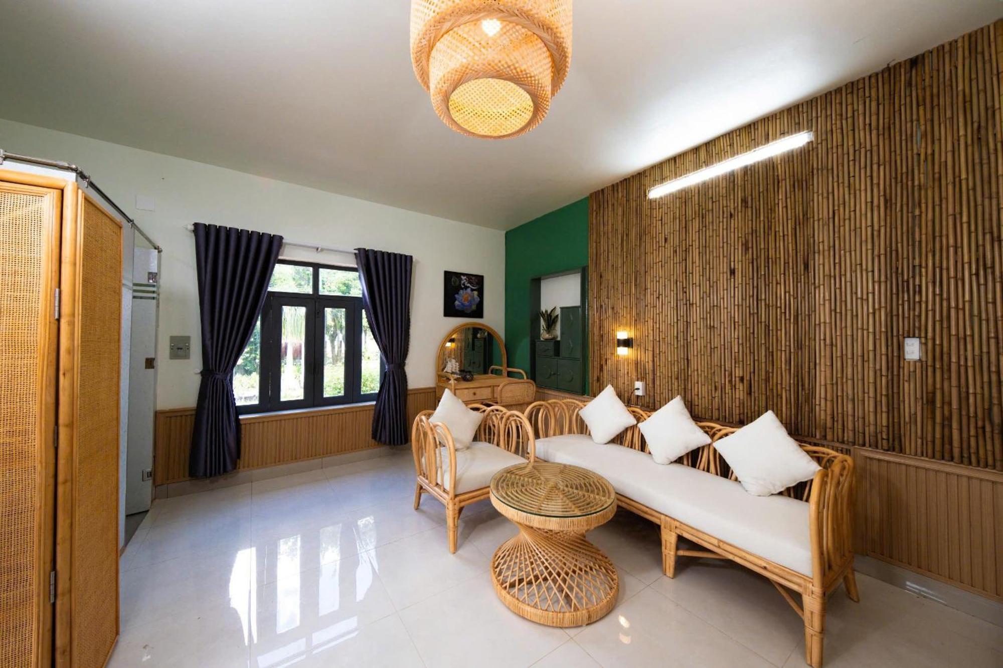 Phu Dien Homestay Cat Tien Exteriör bild