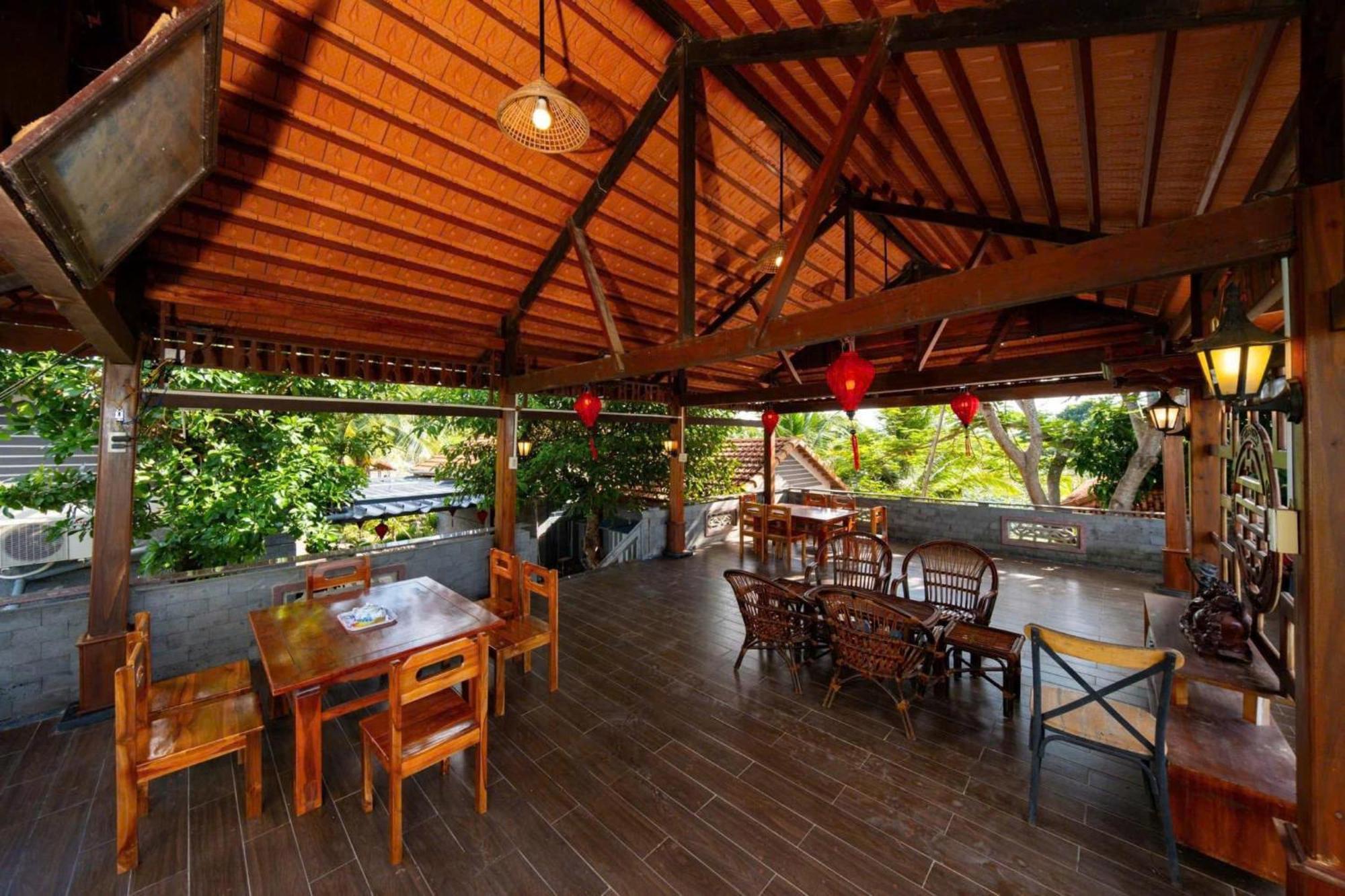 Phu Dien Homestay Cat Tien Exteriör bild